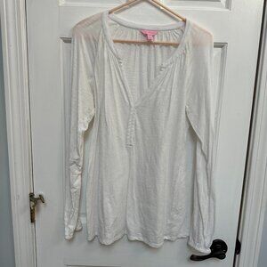 Awesome White Lilly Pulitzer long sleeve top, size medium
